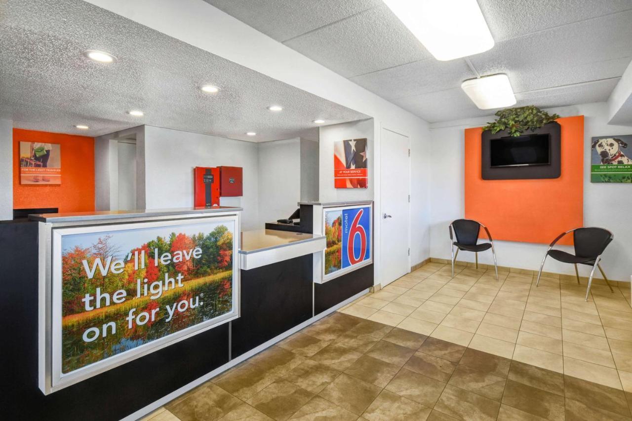 Motel 6-Memphis, Tn - Downtown Zewnętrze zdjęcie