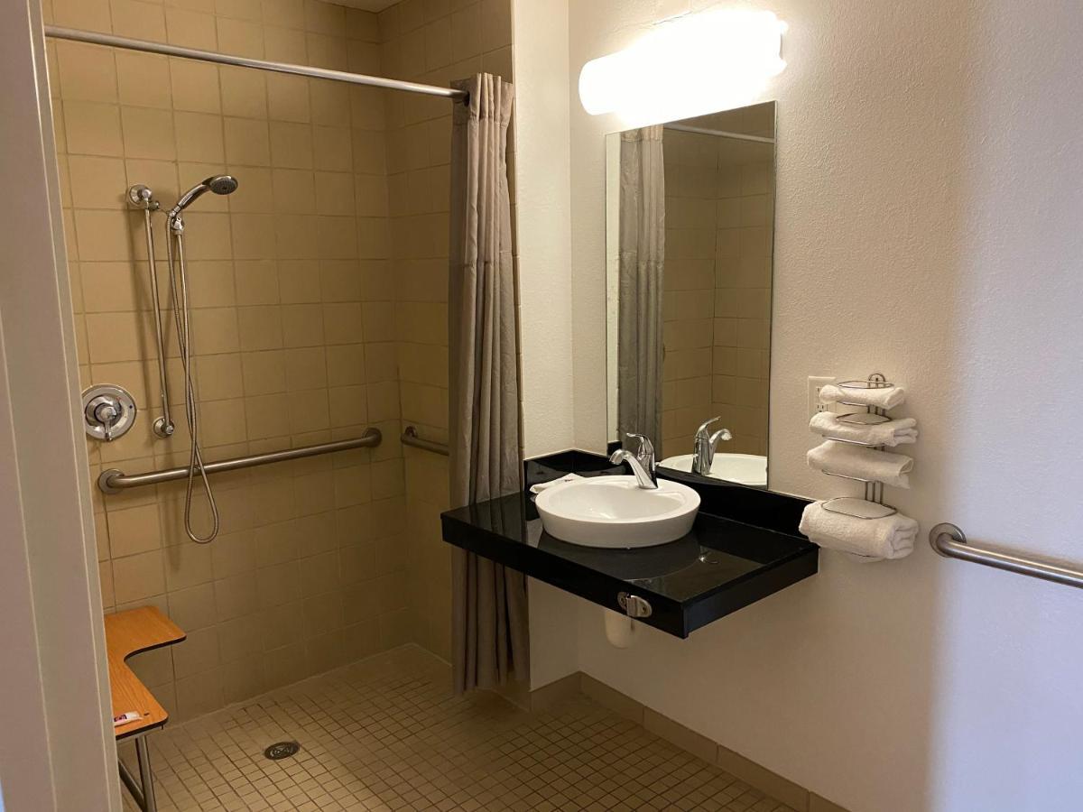 Motel 6-Memphis, Tn - Downtown Zewnętrze zdjęcie